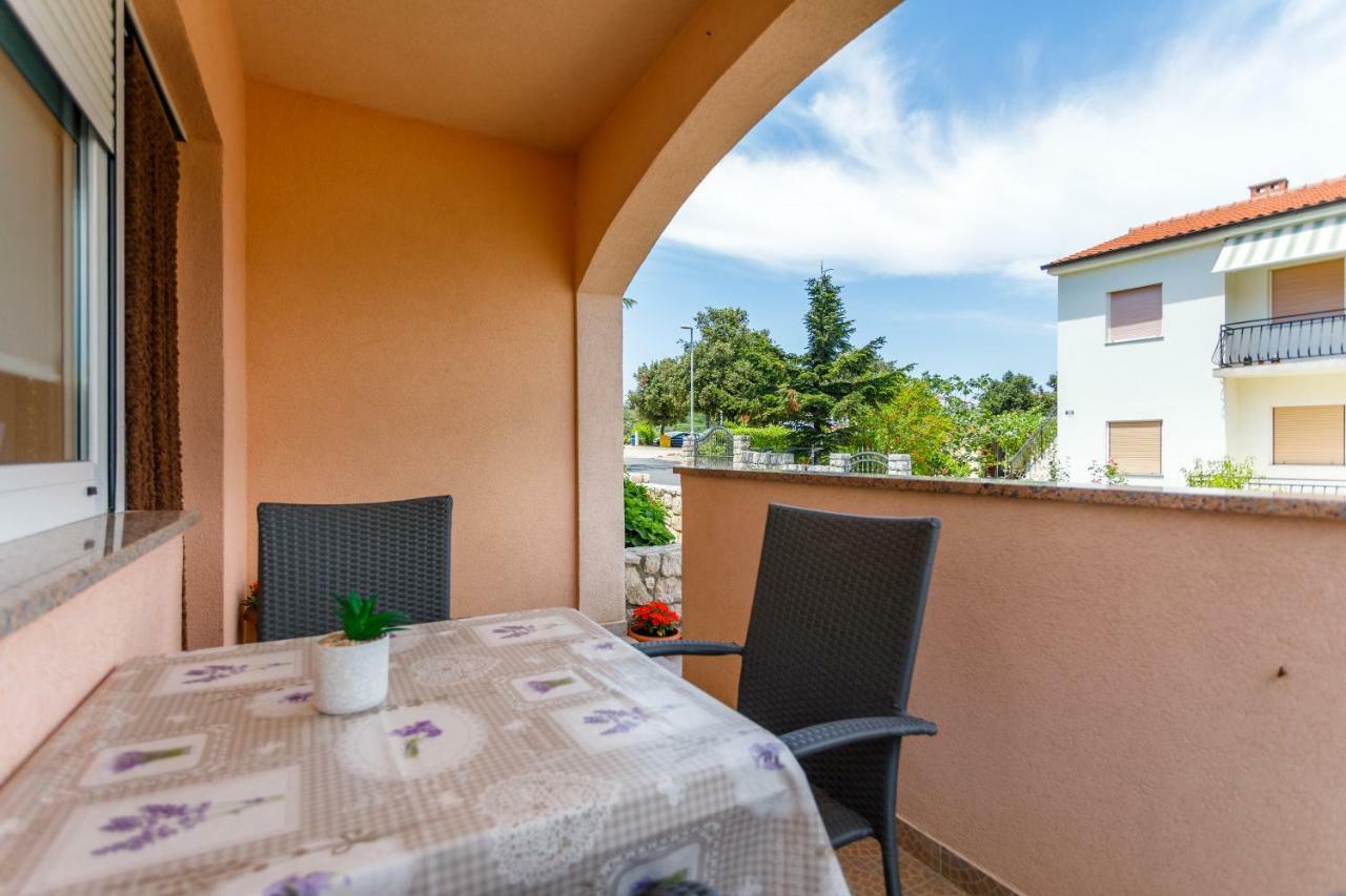 Holiday House Snjezana Krk Town Zewnętrze zdjęcie