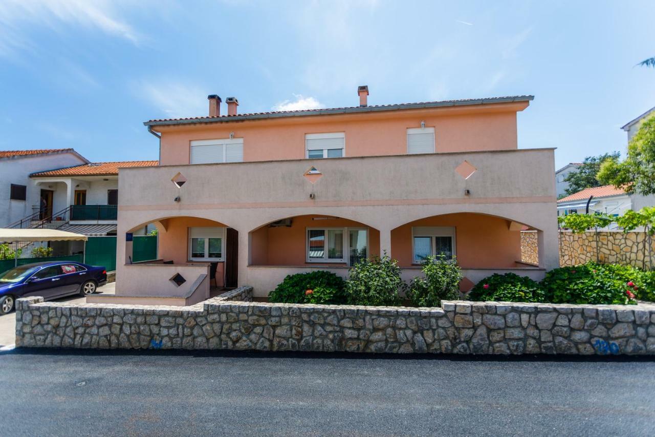 Holiday House Snjezana Krk Town Zewnętrze zdjęcie